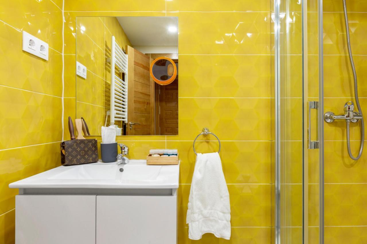 Apartamentos Ejemplares Alcalá de Henares Екстериор снимка