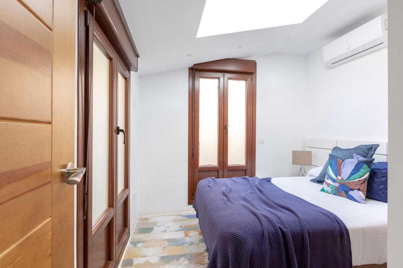 Apartamentos Ejemplares Alcalá de Henares Екстериор снимка