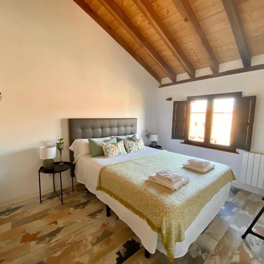Apartamentos Ejemplares Alcalá de Henares Екстериор снимка